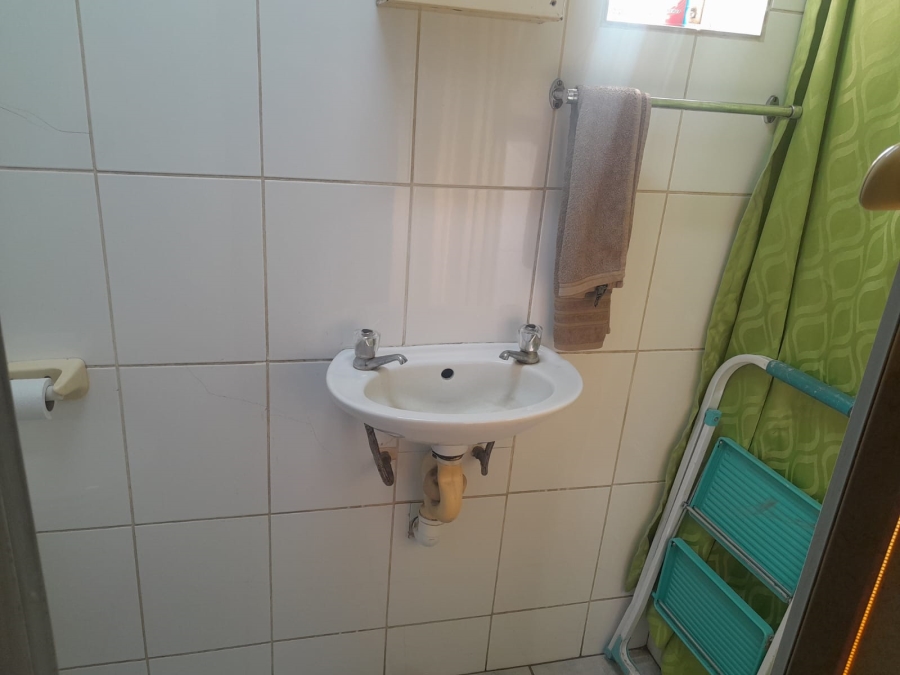 4 Bedroom Property for Sale in Oos Einde North West